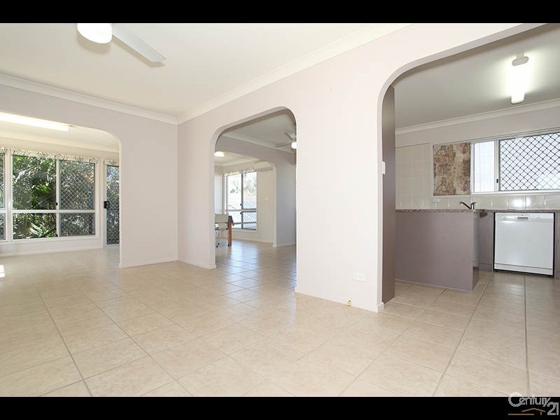 2 Palmer Parade, Strathpine QLD 4500