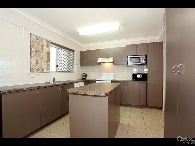2 Palmer Parade, Strathpine QLD 4500