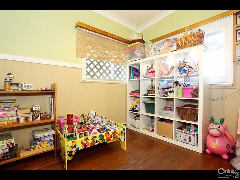 97  Samsonvale Road, Strathpine QLD 4500