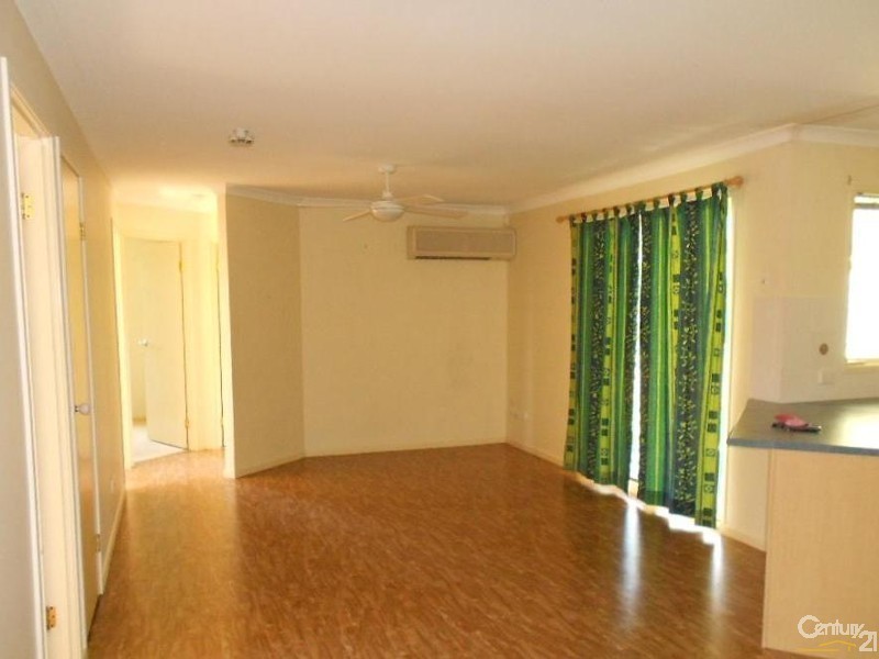 29 Blue Mountain Crescent, Warner QLD 4500