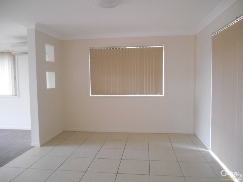 15 Tenzing Court, Warner QLD 4500