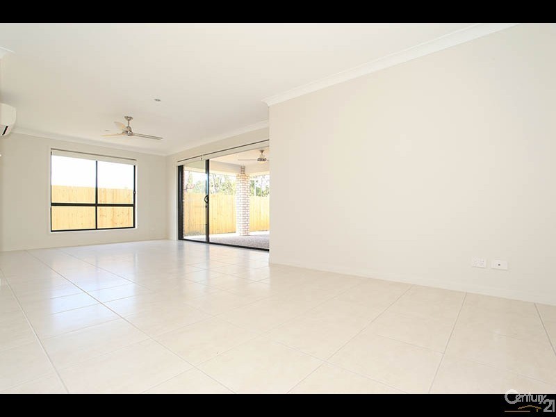 15 Wedge Tail Court, Griffin QLD 4503