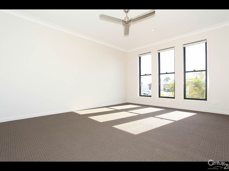 15 Wedge Tail Court, Griffin QLD 4503