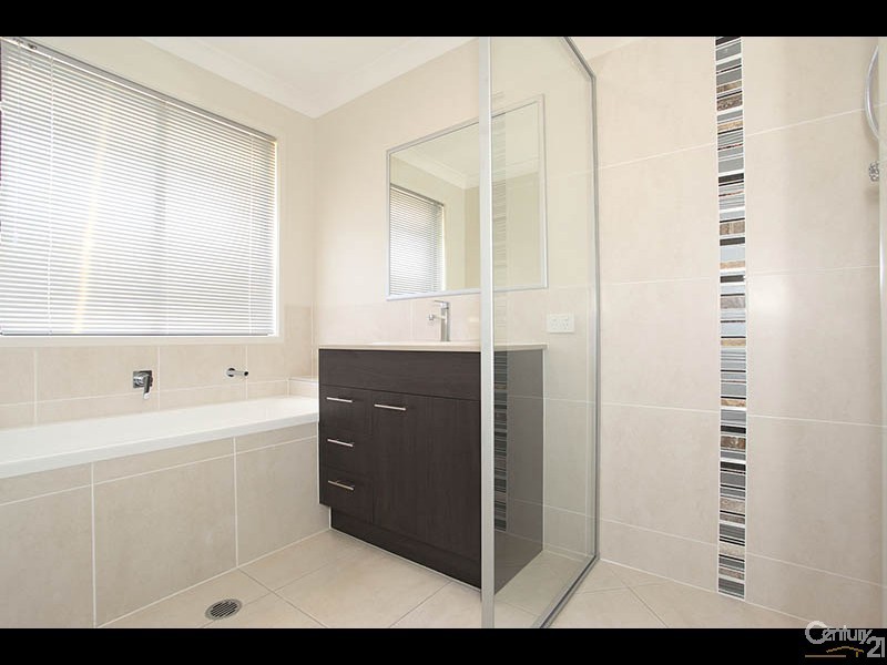 15 Wedge Tail Court, Griffin QLD 4503