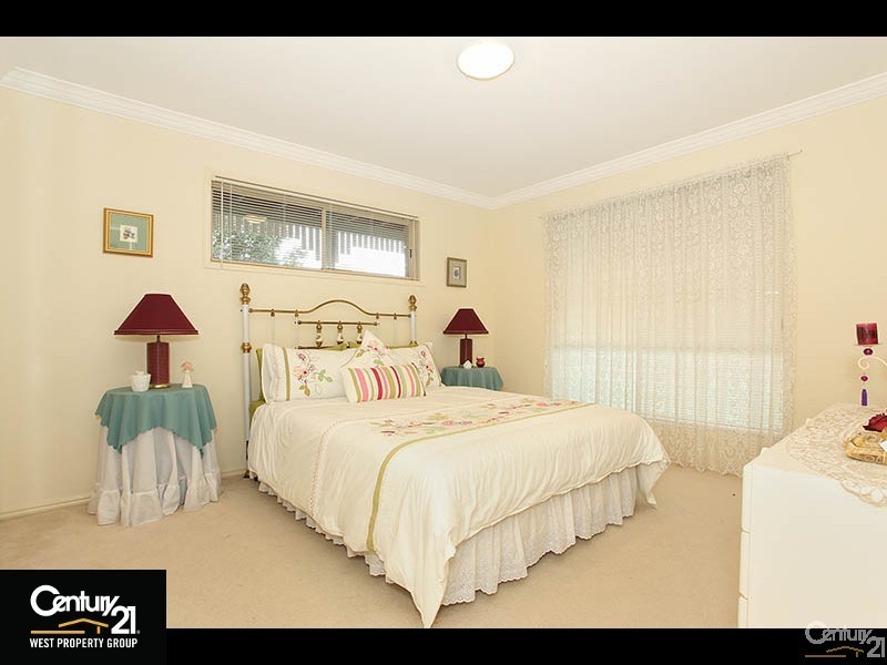 12 Harley Court, Eatons Hill QLD 4037