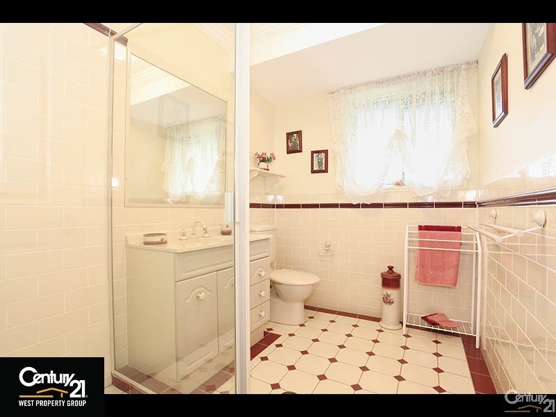 12 Harley Court, Eatons Hill QLD 4037