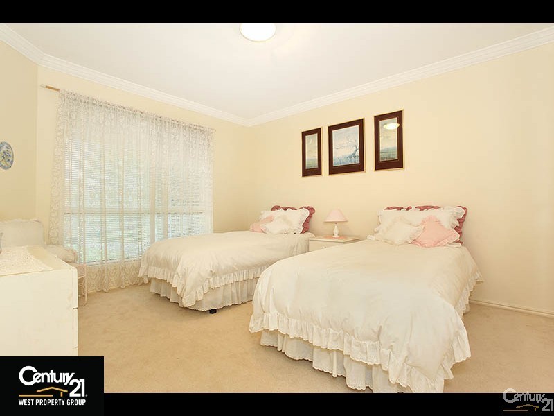 12 Harley Court, Eatons Hill QLD 4037