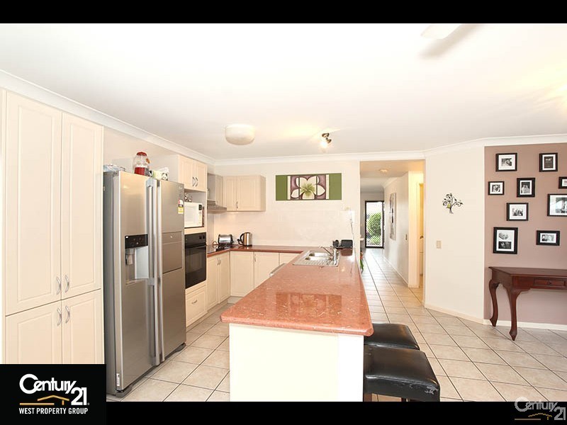 2 Teatree Ct, Warner QLD 4500
