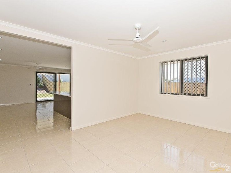 6 Finch Close, Dakabin QLD 4503