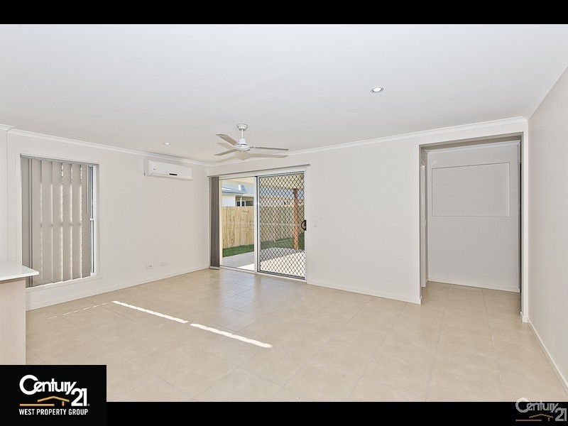 9 Finch Close, Dakabin QLD 4503