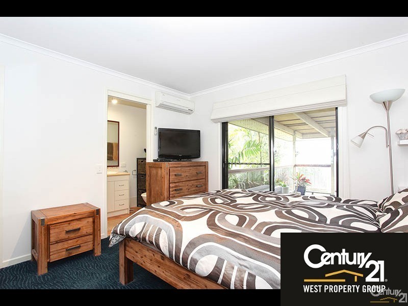 9 Meander Street, Warner QLD 4500