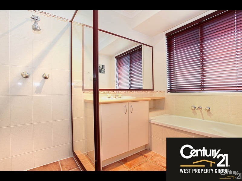 9 Meander Street, Warner QLD 4500