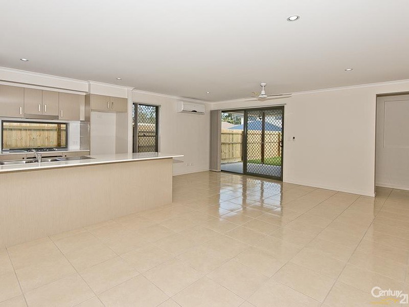 42 Cootharaba Crescent, Warner QLD 4500