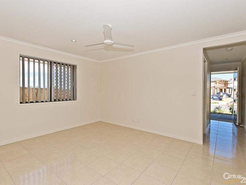 17 Wedge Tail Court, Griffin QLD 4503