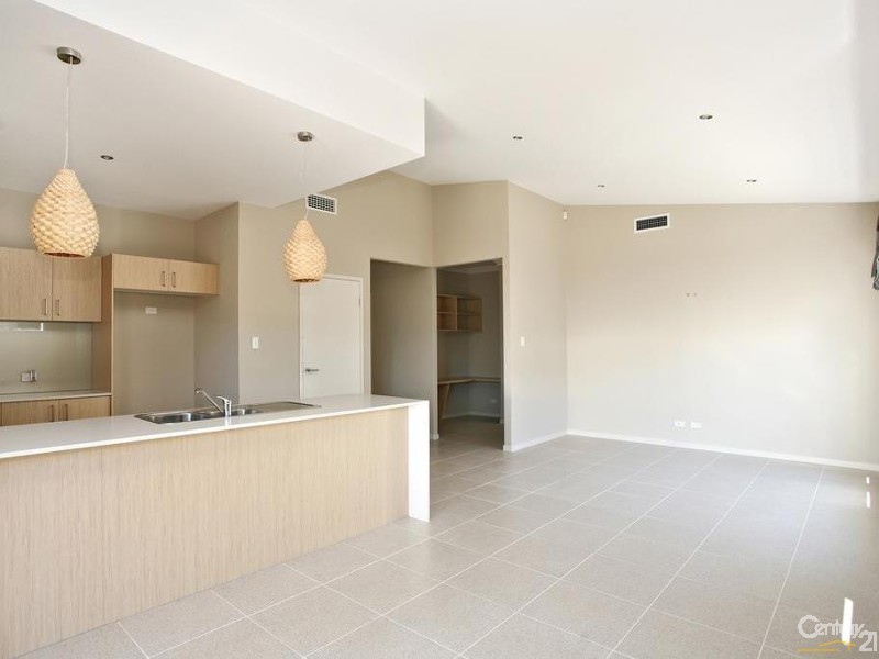 31 Como Street, Warner QLD 4500