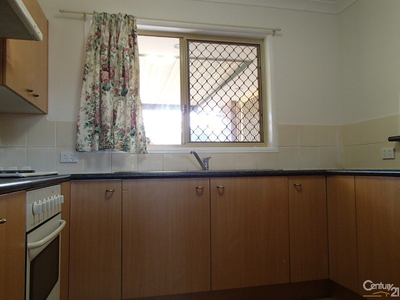 2 Blue Mountain Crescent, Warner QLD 4500
