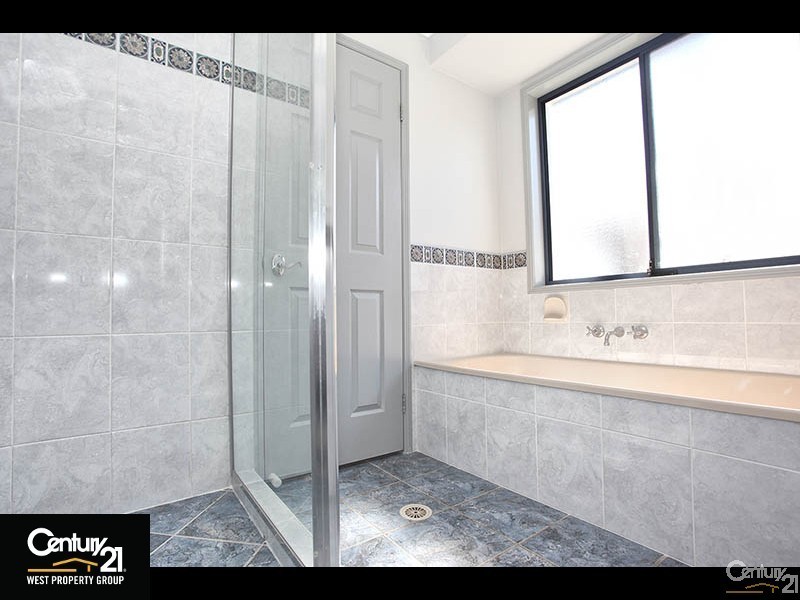 24 D’Aguilar Street, Petrie QLD 4502