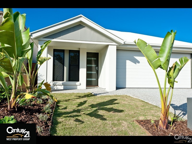 6 Hume Circuit, Warner QLD 4500