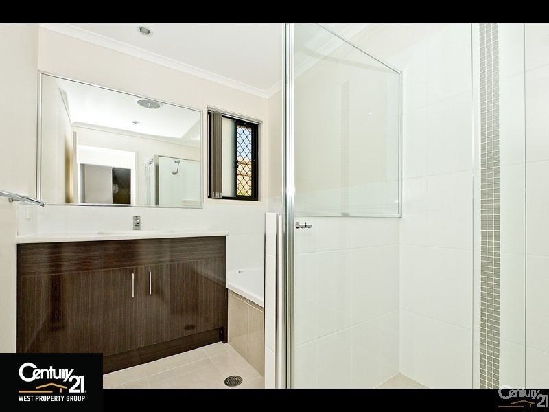 6 Hume Circuit, Warner QLD 4500