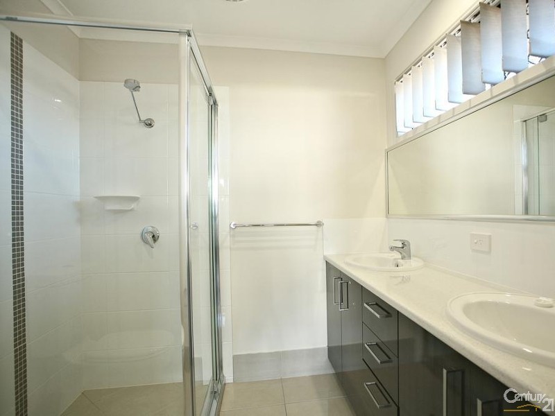 Warner QLD 4500