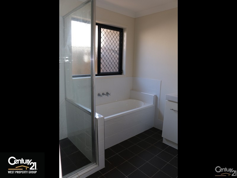 37 Mondial Drive, Warner QLD 4500