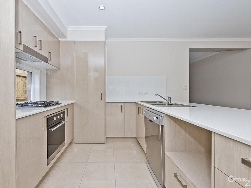 20 Mckenzie Place, Warner QLD 4500