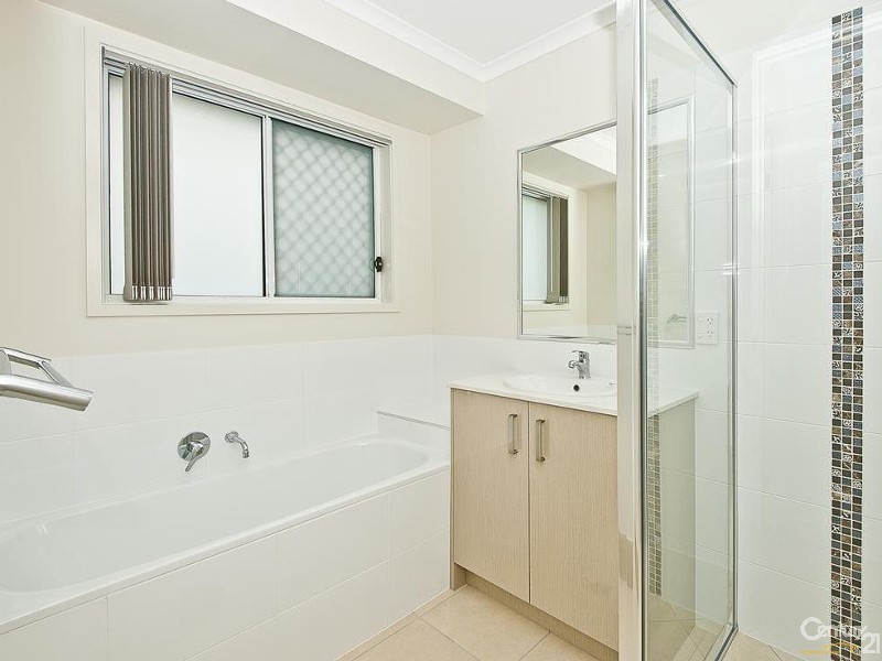 20 Mckenzie Place, Warner QLD 4500