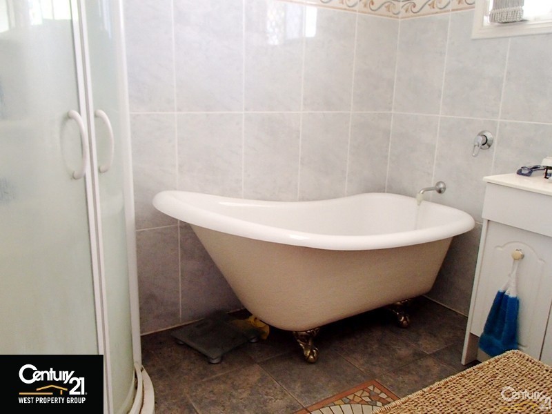 13 Higson Street, Lawnton QLD 4501