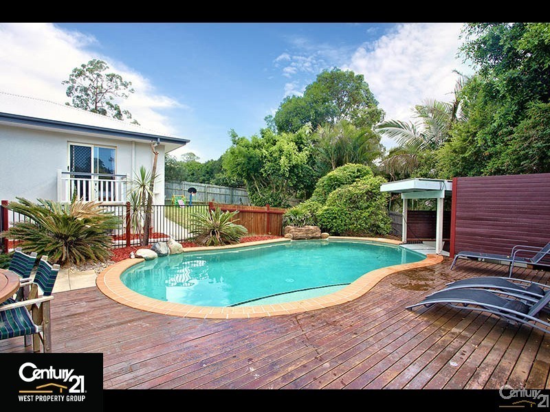 6 Heron Close, Cashmere QLD 4500