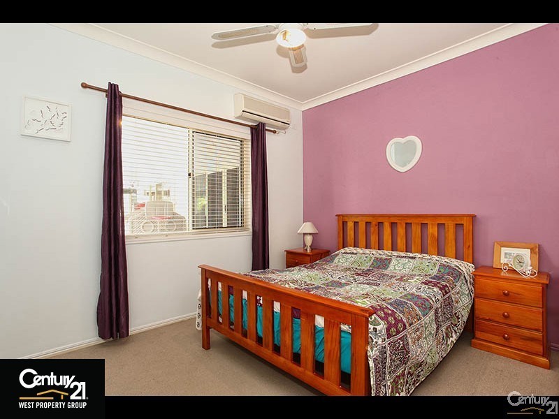 6 Heron Close, Cashmere QLD 4500