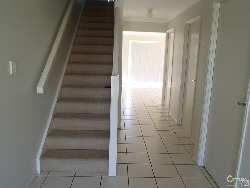 9 Bison Court, Warner QLD 4500