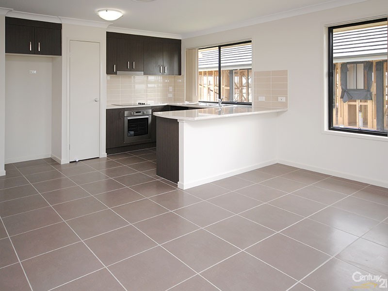 39 Rolland Parade, Warner QLD 4500