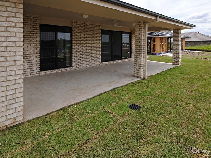 39 Rolland Parade, Warner QLD 4500
