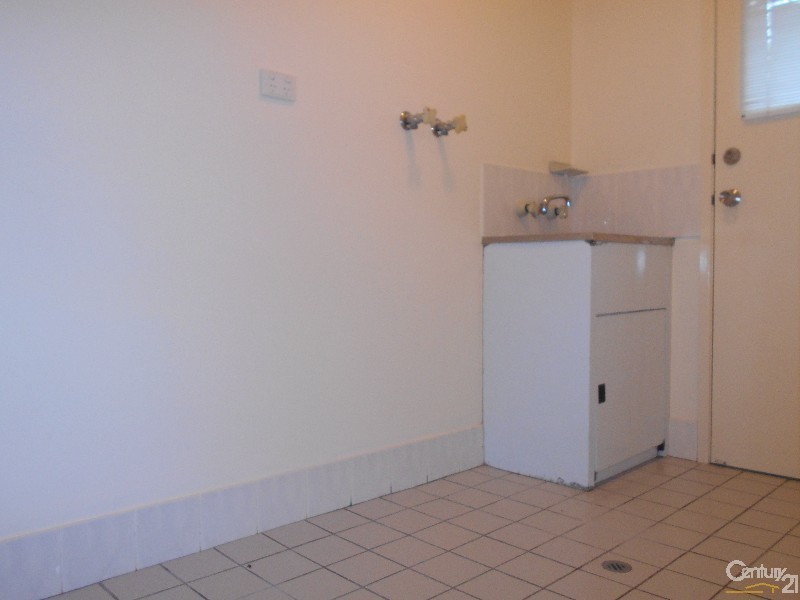 2 Elwood Court, Eatons Hill QLD 4037