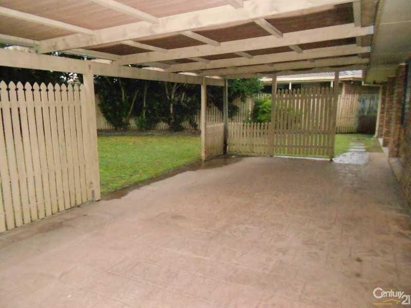 23 Kingfisher Street, Albany Creek QLD 4035