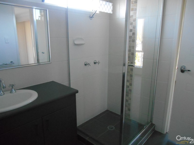 9B Gabrielle Court, Kallangur QLD 4503