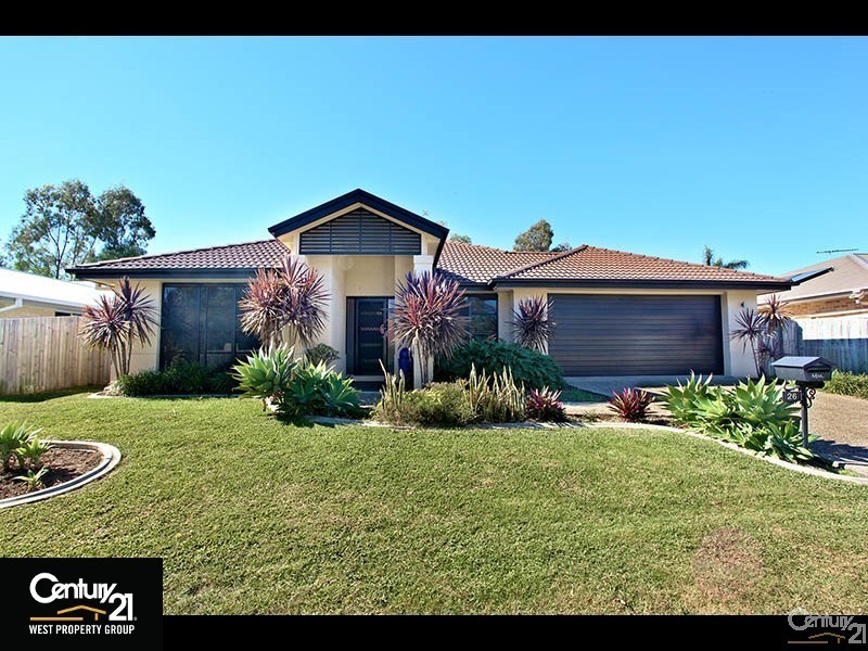 26 Fir Place, Warner QLD 4500