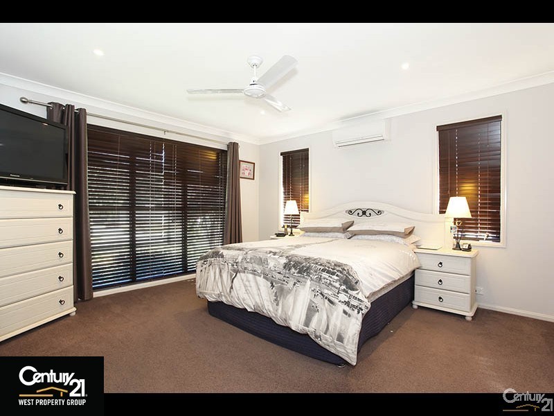 26 Fir Place, Warner QLD 4500