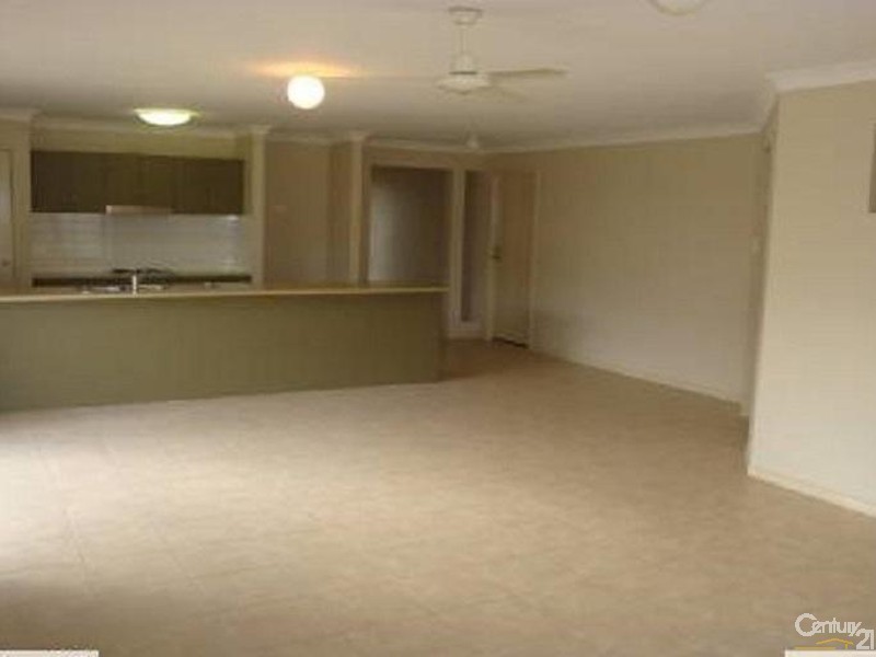 11 Dean Street, Bray Park QLD 4500