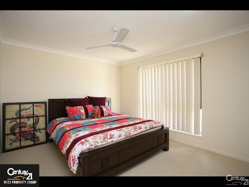 14 James Ct, Joyner QLD 4500
