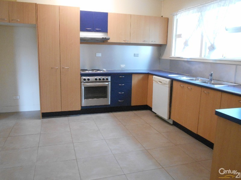 15 Sussex Street, Mitchelton QLD 4053