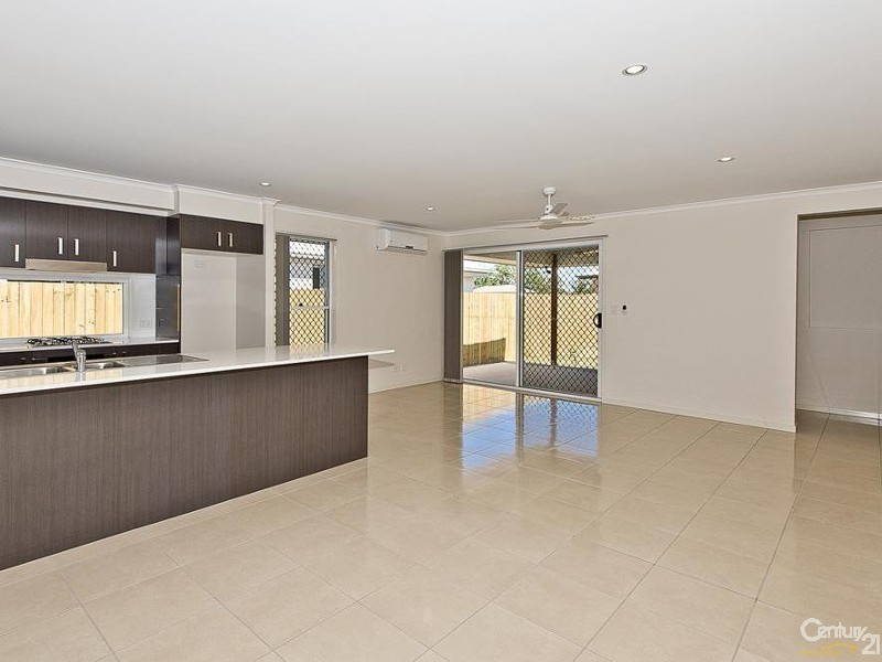 42 Centenary Court, Warner QLD 4500