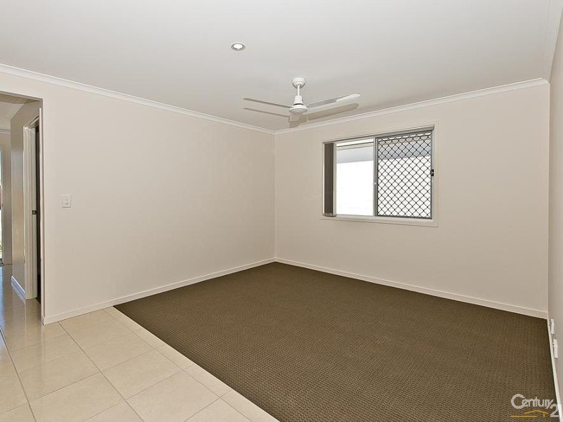 42 Centenary Court, Warner QLD 4500