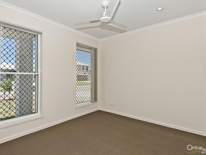 42 Centenary Court, Warner QLD 4500