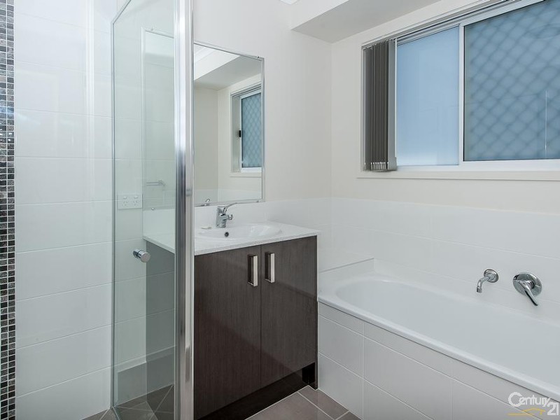 4 Monitor Avenue, Dakabin QLD 4503