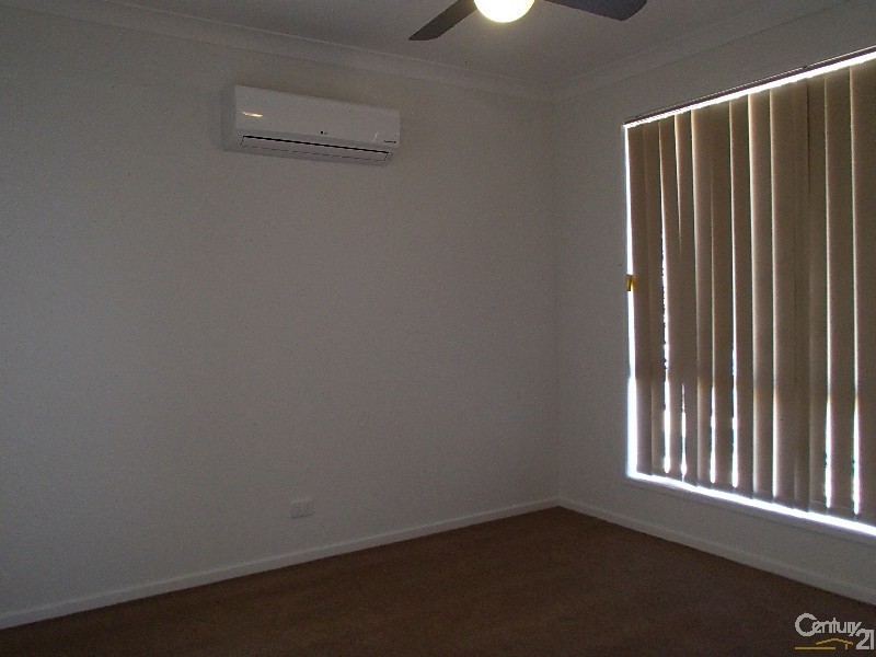 15 Cootharaba Crescent, Warner QLD 4500