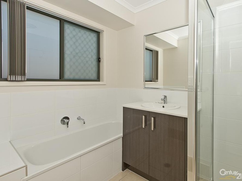 56 Champion Crescent, Griffin QLD 4503