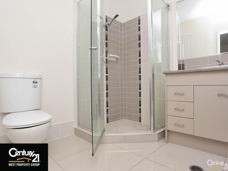 16 Morene Crescent, Warner QLD 4500