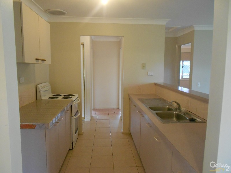 8 Coops Place, Joyner QLD 4500