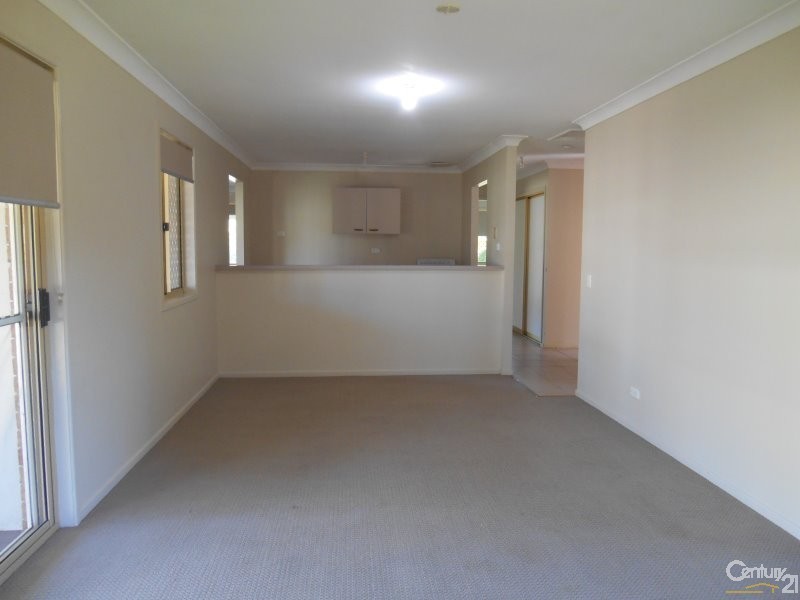 8 Coops Place, Joyner QLD 4500